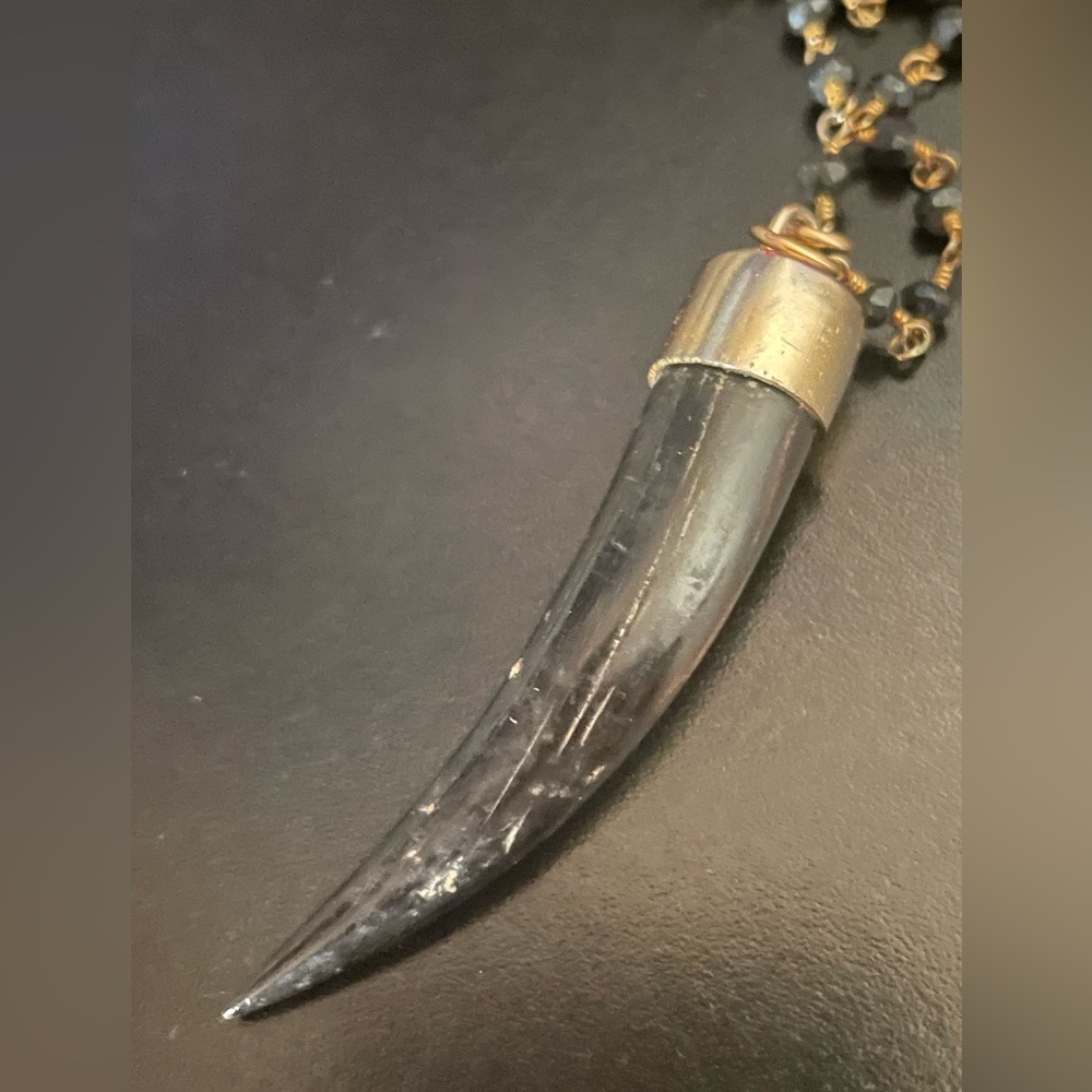 Liz Legg Bead and Horn Gold Necklace - Picture 7 of 11